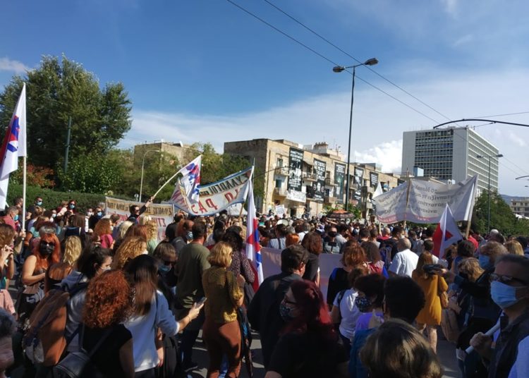 Απεργία σεισμός, πορεία ποταμός, μήνυμα: Συνεχίζουμε για τη νίκη (φωτο-βίντεο)