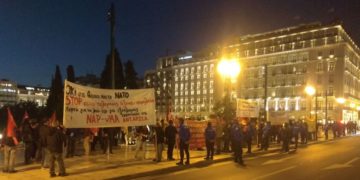 Διαδήλωσαν κατά των επικίνδυνων συμφωνιών με ΗΠΑ και Γαλλία (φώτο)