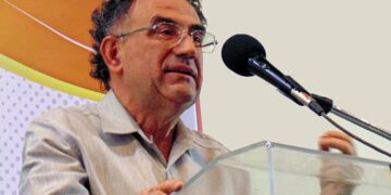 Ο Δελαστίκ δεν ήταν  ένας «μοναχικός λύκος»  της δημοσιογραφίας