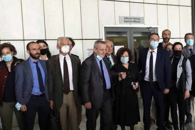 Οικογένεια-δικηγόροι Φύσσα: Ο αγώνας πρέπει να είναι συνεχής και επίμονος!