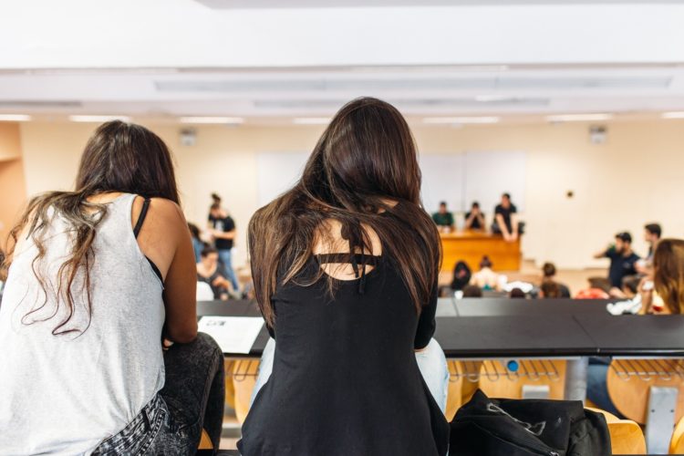 Ανασυγκρότηση της αντικαπιταλιστικής αριστεράς στις σχολές