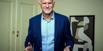 ΓΑΠ: Πρώτα σαν τραγωδία και τώρα σαν φάρσα