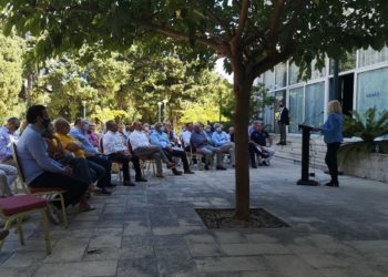 ΚΙΝΑΛ: Άρχισε ο σκυλοκαβγάς για το πάπλωμα