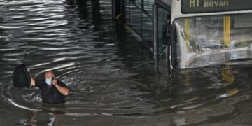 Κακοκαιρία «Μπάλλος»: Τσιμέντο, κέρδος και αδιαφορία «έπνιξαν» ξανά την Αττική