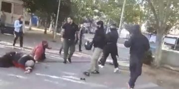 Κλιμάκωση της φασιστικής βίας, με επίθεση κατά μελών της ΚΕΕΡΦΑ στο Νέο Ηράκλειο