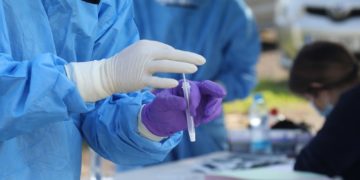 Κερδοσκοπία με τα rapid test: Πάνω από ένα εκατομμύριο τζίρος την ημέρα!