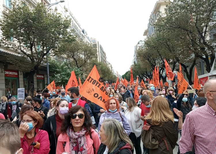 Θεσσαλονίκη: Η μεγαλύτερη απεργία στην εκπαίδευση τα τελευταία χρόνια (φωτο-βιντεο)