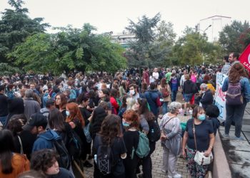 Τσάκισμα του φασισμού σε σχολεία και γειτονιές