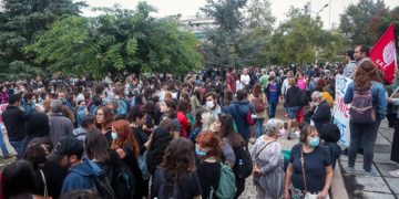 Τσάκισμα του φασισμού σε σχολεία και γειτονιές