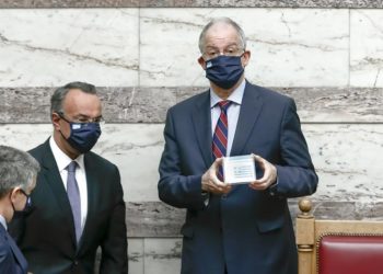 Προϋπολογισμός πανδημίας με μειωμένα τα κονδύλια της υγείας