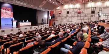 ΚΚΕ: Ο λαός σώζει τον λαό ή το κόμμα;