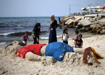 O λάκκος, ένα επίκαιρο διήγημα του Βασίλη Τσιράκη