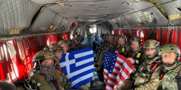 Γιατί η αστική τάξη «παίρνει το όπλο της»;