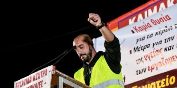 Την πρώτη τους νίκη μετρούν οι εργάτες της Cosco – H εργοδοσία έκανε πίσω σε τρία αιτήματα