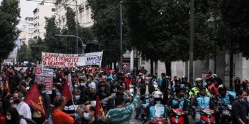 Δυνατές κλαδικές μάχες, ώρα για πανεργατικό πόλεμο