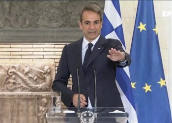 Επαναπροωθήσεις: Όταν ο Κ. Μητσοτάκης έχασε την ψυχραιμία του (βίντεο)