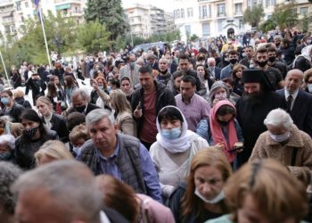 «Πατρίς-θρησκεία-πανδημία»  και όποιον πάρει ο χάρος!