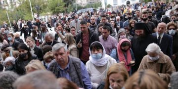 «Πατρίς-θρησκεία-πανδημία»  και όποιον πάρει ο χάρος!