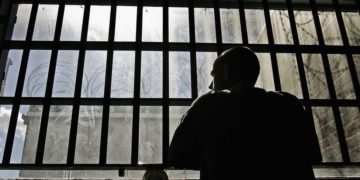 «Πράσινη» ανάπτυξη με το ενοίκιο από… φυλακές!