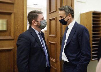 Πετάει, πετάει…το ΠΑΣΟΚ