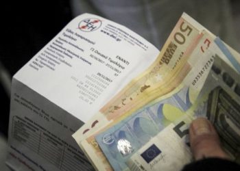 Ηλεκτροσόκ στα λαϊκά νοικοκυριά