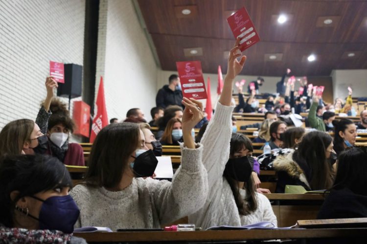 Πολιτική Απόφαση του 5ου Συνεδρίου της νεολαίας Κομμουνιστική Απελευθέρωση