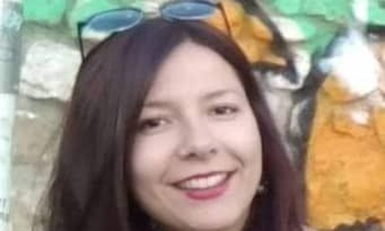 Κ. Θεοχαροπούλου: Υπερεργασία, απλήρωτες υπερωρίες και μειωμένα ωρομίσθια κυριαρχούν στα φροντιστήρια