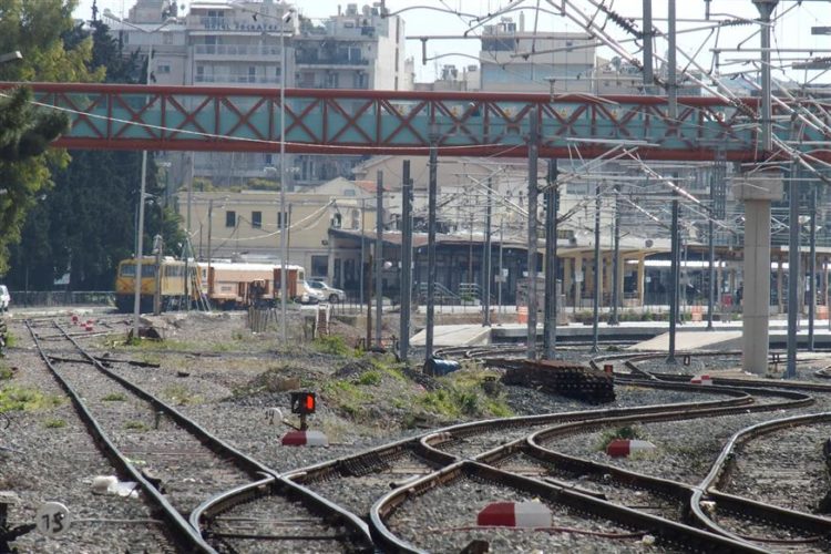 Αντικαπιταλιστική Ανατροπή στην Αθήνα: Η εγκληματική αδιαφορία των αρμόδιων σκοτώνει στις ράγες του ΟΣΕ