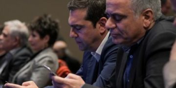 O ΣΥΡΙΖΑ και η μάχη του κέντρου