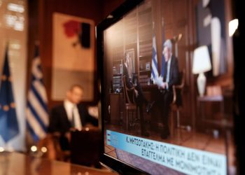 «Νταβατζήδες» στα μίντια με λεφτά του λαού