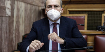 Η ΝΔ «κόβει» έως 269 ευρώ σε συντάξεις με το «μαχαίρι» του ΣΥΡΙΖΑ