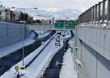 Αττική Οδός: «Μπαλάκι» οι ευθύνες για το φιάσκο