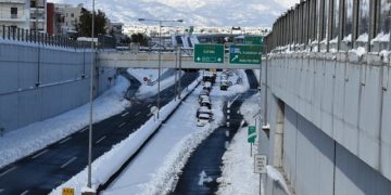 Αττική Οδός: «Μπαλάκι» οι ευθύνες για το φιάσκο