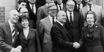 ΕΣΣΔ: Αγορά, κέρδος και εθνικισμός ωθούν στην αυτοδιάλυση