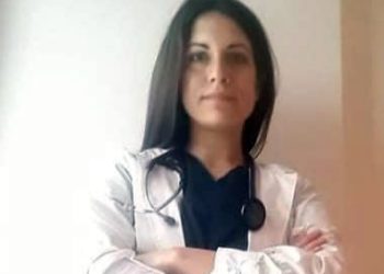 Μαρία Καραμπέλη: Βαφτίζουν ΜΕΘ έναν αναπνευστήρα και ένα κρεβάτι
