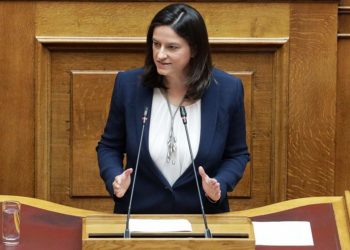 Δεν είναι λάθος, είναι σκοταδιστική εκστρατεία στα σχολεία – Ανακοινώσεις ΝΑΡ και Παρεμβάσεων για το «αγέννητο παιδί»