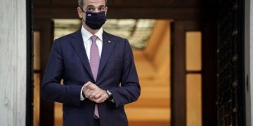 Σε διαχειριστική αβεβαιότητα  το πολιτικό σύστημα