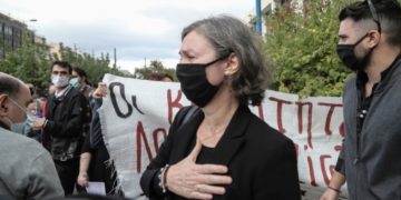 Δίκη για Ζακ: «Μην δικάζετε το θύμα»!