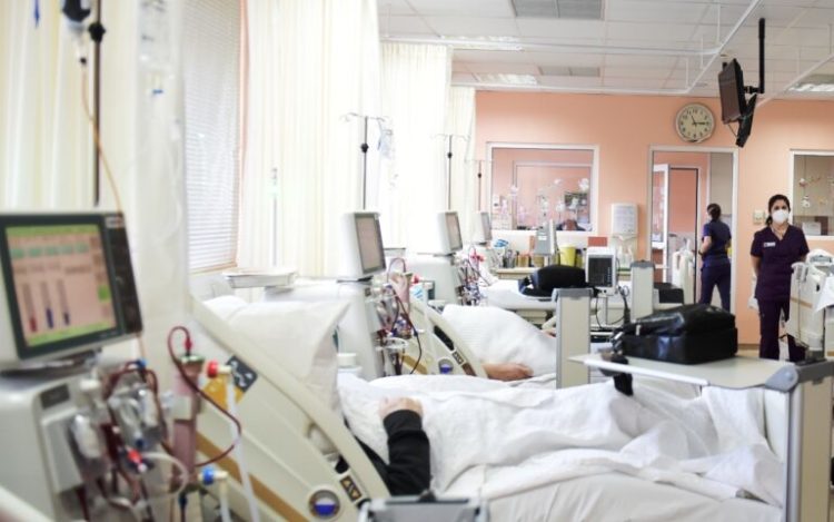 Το ΕΣΥ στα πρόθυρα της κατάρρευσης, η κυβέρνηση νίπτει τας χείρας της