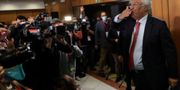 Θρίαμβος Σοσιαλιστών, ισχυρή άνοδος ακροδεξιάς