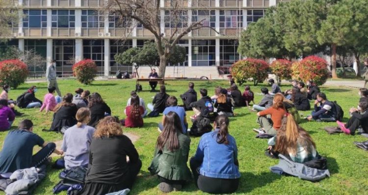 Έρευνα ΚΕΠΥ: Ο αυξημένος συγχρωτισμός στα ΑΕΙ απαιτεί και επαρκή μέτρα