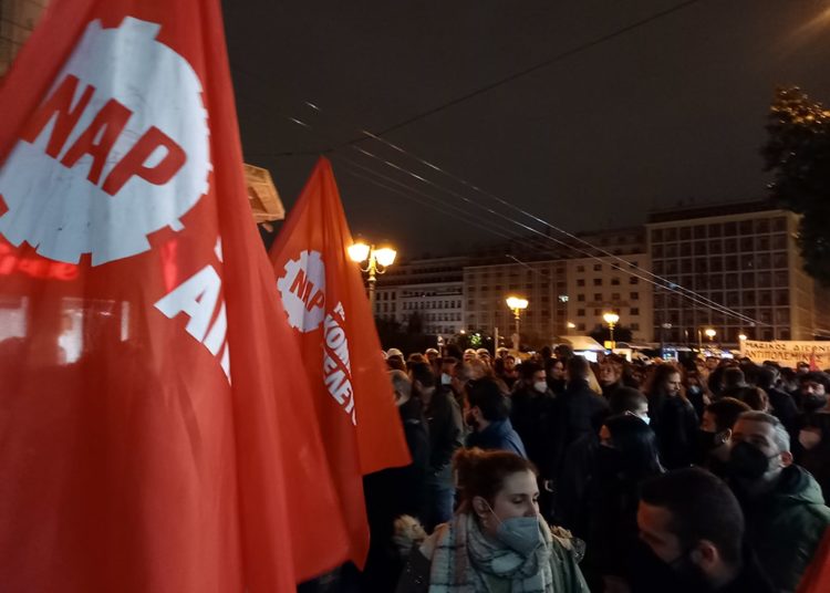 Στους δρόμους ενάντια στον πόλεμο στην Ουκρανία – «Οι ιμπεριαλιστές τη γη ξαναμοιράζουν» (φωτο-βίντεο)