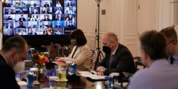 Κυβέρνηση α(χ)ρίστων, καπιταλισμός καταστροφής