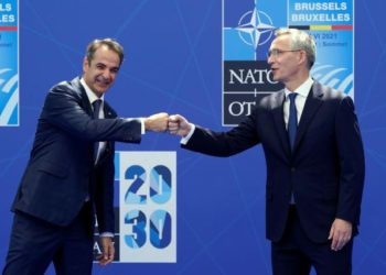 «Εθνικό μέτωπο» και «ανήκομεν εις την Δύσιν»!