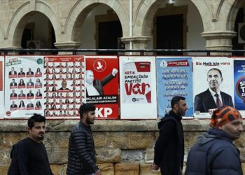 Νικήτριες Δεξιά και αποχή στις εκλογές των Τουρκοκυπρίων