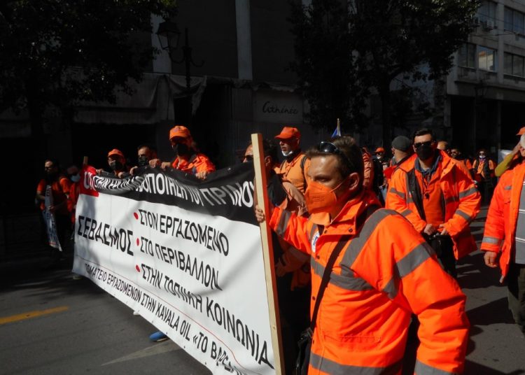 Πλημμύρισαν εργαζόμενους οι δρόμοι του κέντρου το Σάββατο 26 Φλεβάρη