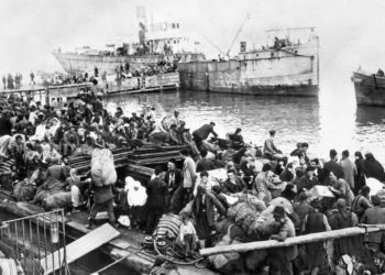 Δικές μας οι καταστροφές, δικοί τους οι θρίαμβοι