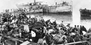 Δικές μας οι καταστροφές, δικοί τους οι θρίαμβοι