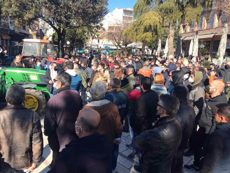 Η «μάχη των μπλόκων» αγώνας για την επιβίωση όλου του λαού