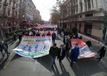 Διαδήλωσαν μαχητικά για την Υγεία, αλλά ο «ειλικρινής» υπουργός επέμεινε ιδιωτικά και αυταρχικά